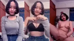 Atifah Tiktokers Cantik Menggairahkan, Mengelus Diri Dengan Desah Menggoda