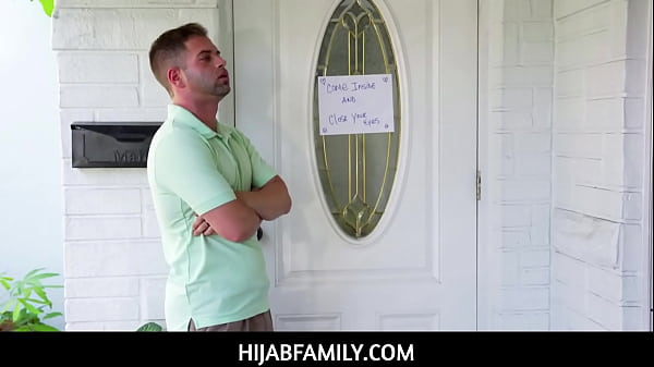 Arab Anal Malaikat Dengan Pantat Menggoda Dihardcore Anal!