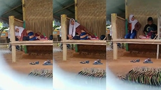 Abg Heboh Mesum Di Gubuk Kawasan Wisata