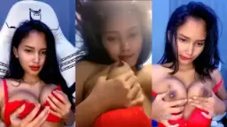 Jilat Sendiri Puting Toket Coklat Manis, Nikmatin Tiap Tetesnya.