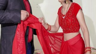 Suami India Mengebor Lubang Pantat Istrinya