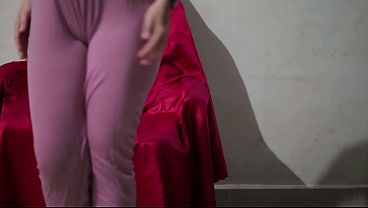 Cewek Tionghoa Pakai Tanktop Satin, Genit Pamer Memek Di Depan Kamera Bokep Indonesia Terbaru
