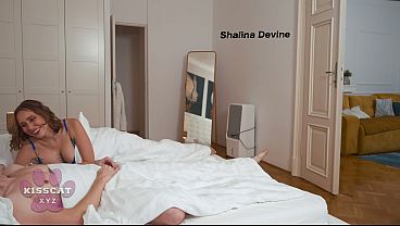 Anak Tiri Ngintip Mami Tiri Shalina Devine Lagi Digenjot Suaminya Sampe Crot Di Dalem.