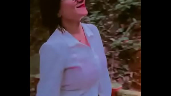 Buka Paha Desi Girl Babita, Basah Siap Digoyang