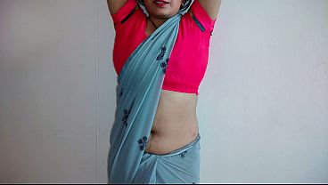 Pak Tua Mantan Pacar Mainin Priya Di Rumah Mertua, Sambil Mertuanya Nonton Xnxx Di Depan Mata.