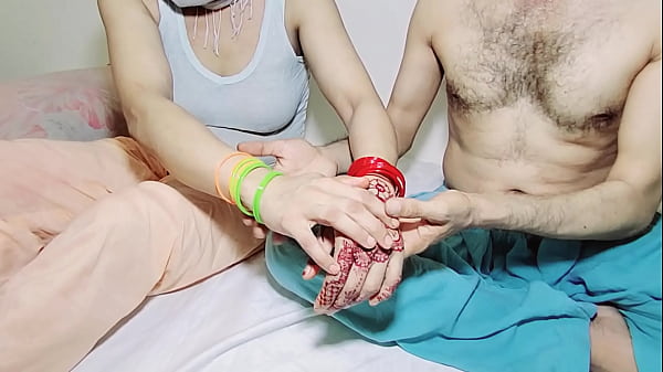 Bhabi Punjab Muslim Ngentot Anal, Suami Teman Mainin Pantat Besar India Gaya Doggy Dengan Audio Hindi