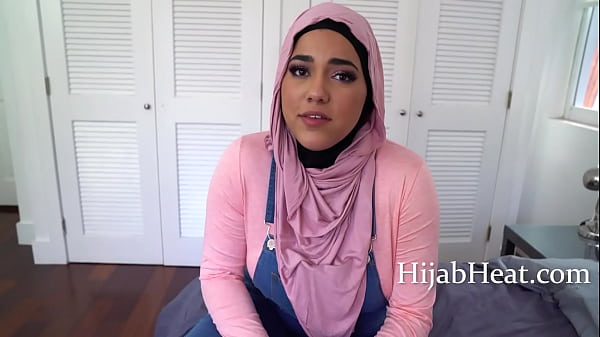 Gendut Arab Stepsis Bikin Aku Ngaceng Gara-gara Hummus, Berharap Dapet Pelayanan.