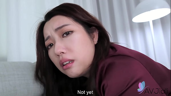 Cici, Istri Orang Berbadan Montok, Mainin Kontol Keras Sambil Crot Di Mana-mana.