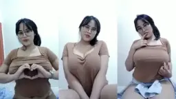 Acha Tobrut, Mangga Hidupnya Bikin Ngiler, Goyangannya Bikin Tegang.
