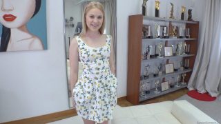 Nikka Hill Digebuk Rocco Siffredi Di Casting, Sampai Muncrat!