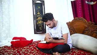 Ibu Tiri Montok Seksi Digebrak Habis Sama Anak Tiri Pas Di Rumah Sendirian, Film Penuh Nafsu (suara Hindi).
