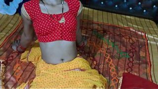 Desi Istri India Ngewe Ngentot Sambil Ngehisap Kontol Keras