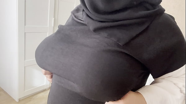 Teman Punya Istri Arab, Dia Pamer Tetek Gede