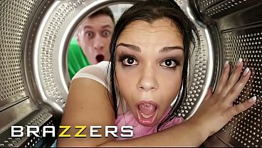 Nggak Sengaja Macet, Langsung Ngewe Brutal Sama Bintang-bintang Top Brazzers Di Kompilasi Panas Ini