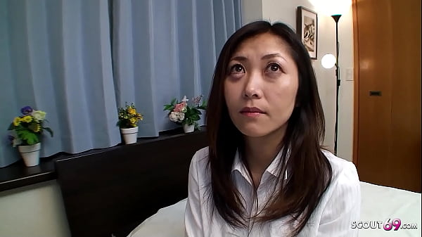 Ibu Tiri Tua Jepang Yang Genit, Siap Digenjot Dan Diisi Penuh Di Video Jav Tanpa Sensor.