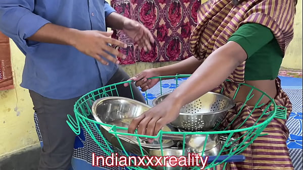Vidio Xxx Keluarga Tiri Desi India Paling Mantap Suara Hindi Jelas Bikin Nafsu Naik