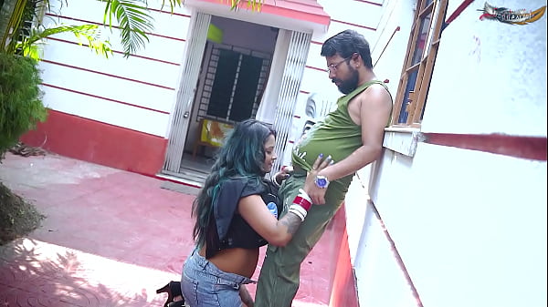 Desi Bengali Pasutri Ngewe Anal Keras Di Luar Pake Suara Hindi, Film Penuh Nafsu.