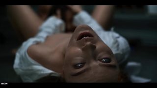 Alien Parasit Otak Ngontrol, Cewek Seksi Jadi Mainan Erotis.