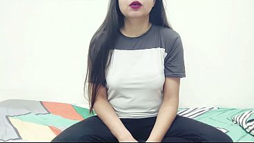Kakak Tiriku Yang Seksi Kasih Pengalaman Pertama Buat Adik Tiri Biar Ninggalin Ceweknya.