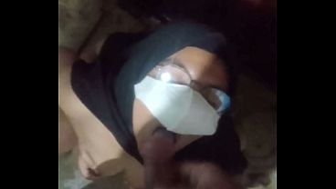 Cewek Indonesia Ngewe Di Kamar Mandi Sambil Nikmatin Pipis