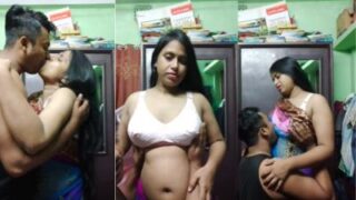 Bokep Bhabhi Desi Lagi Crot Bareng Adik Ipar Bejat