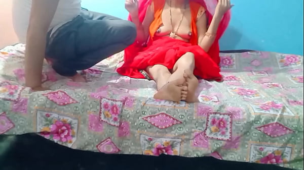 Bhaabi Ke Petticoat Uthane Ka Maza, Jab Ghar Mein Koi Nahi Tha, Uski Masti Ne Devar Ko Karta Diya Pagal.