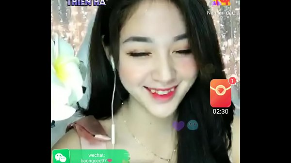 Cewek Asia Goyang Panas Di Uplive, Bikin Ngiler!