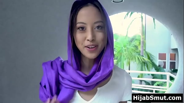 Gadis Muslimah Masih Abg, Nafsu Membara, Nggak Bisa Berenti Mikirin Ngewe.