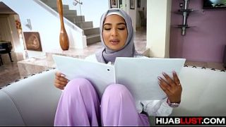 Hijab Montok Belajar Ngentot Biar Betah Di Dapur Kontol