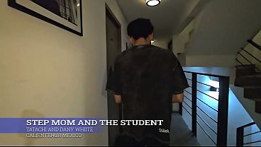 Ibu Tiri Lagi Ngajarin Murid, Gerakannya Bikin Makin Panas.