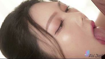 Gadis China Seksi Ban Ban Digenjot Keras Sampai Meraung-raung.