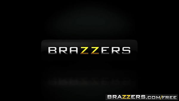 Brazzers Exxtra – Casey Calvert – Kontol Hantu Solid Penetrasi Bokong Metal
