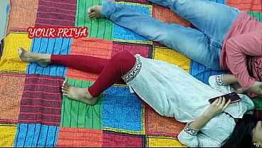Hot Teen Cewek Tiri Pertama Kali Ngewe Sama Kakak Tiri, Rekaman Amatir, Pake Audio Hindi.