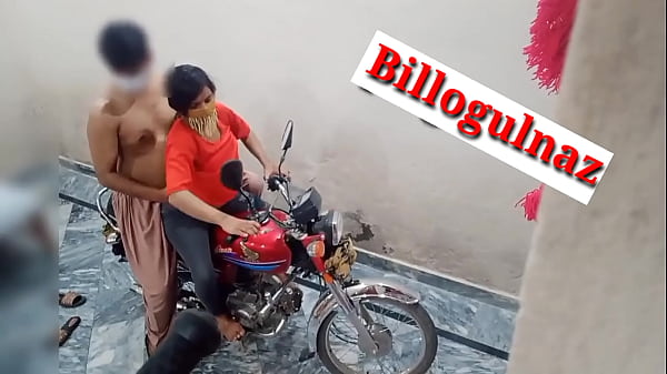 Hot Xxx Digojlok Temen Di Atas Motor, Suara Hindi Bikin Makin Panas