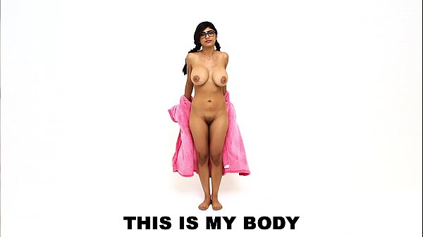 Mia Khalifa, Tubuh Arab Seksi Dalam Video Kompilasi Panas