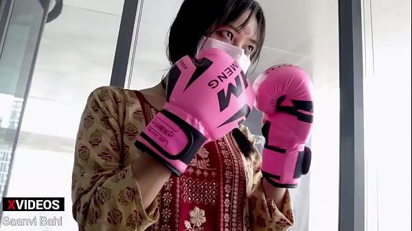 Gadis Petarung Ufc Desi Pukul Kayak Pro, Bikin Mules!