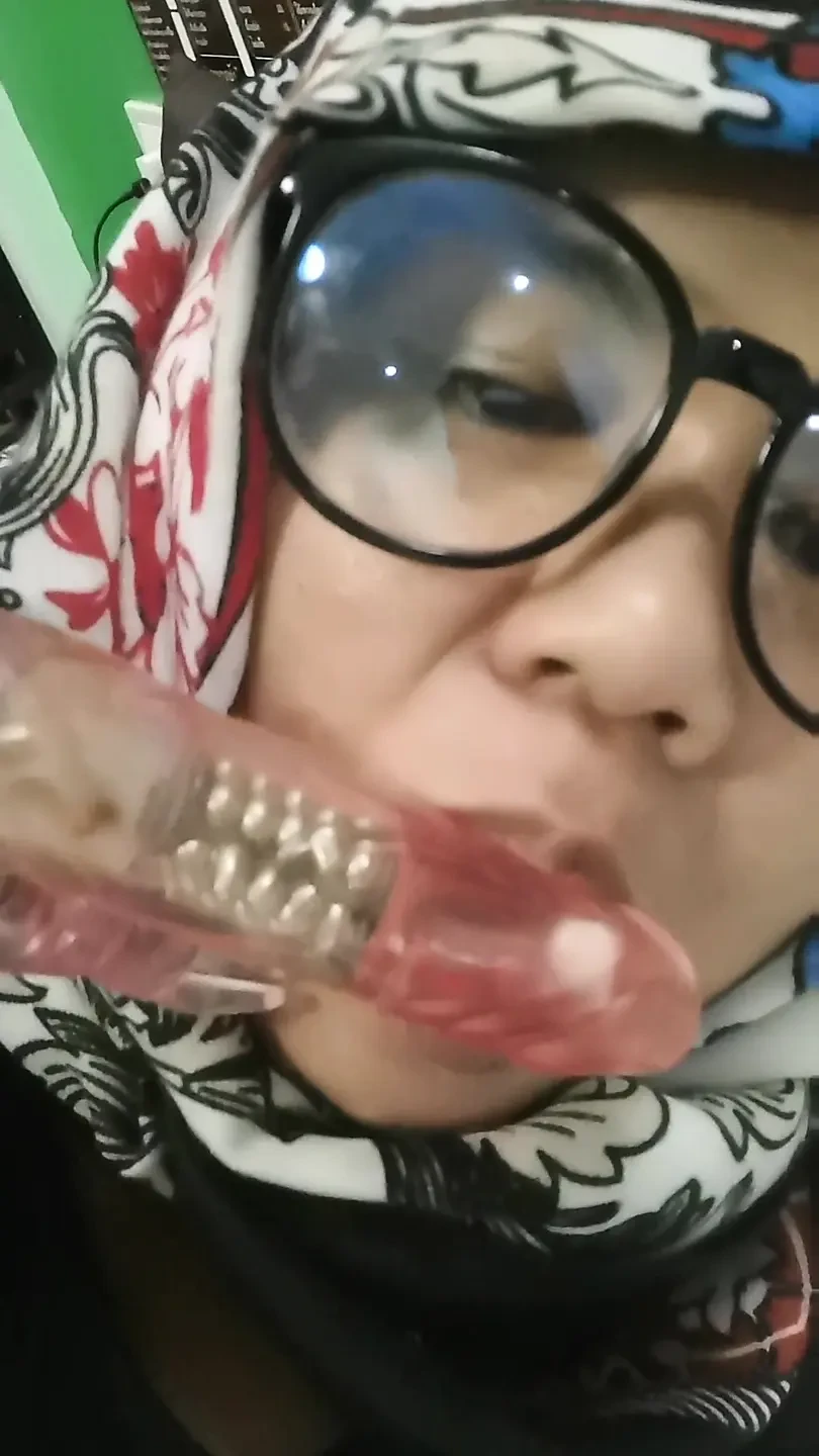 Pov : Indonesia Viral Girl In Her Room