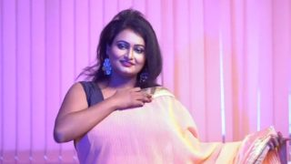 Sucharita Fashion Bugil Saree Nyaris Telanjang Video Panas