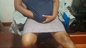 Ibu Tiri India, Rahasia Panas Di Balik Pintu Kamar