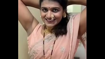 Wanita India Seksi Pamer Ketiak Basah Bikin Nagih