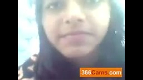 Nonton Cewek Bocil India Colmek Pakai Webcam, Gratis Dan Bikin Makin Pengen.