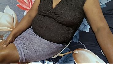 Ibu Tiri Asia Yang Haus Nafsu Lagi Liburan, Siap Digoyang Di Mana Aja.