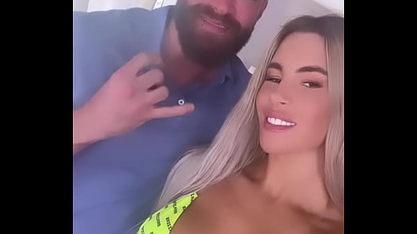 Hari Ini Syuting Di Lokasi Brazzers Bareng Xcorvus777, Siap-siap Crot Di Set Penuh Nafsu!
