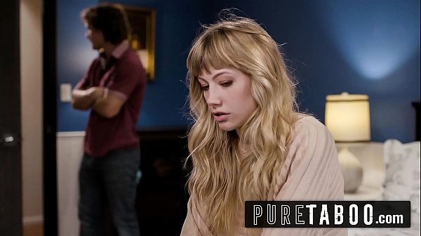 Blonde Cewek Ivy Wolfe Pertama Kali Ngewe Bareng Sepupu Tiri