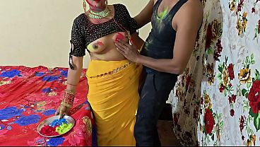 Dever Bhabhi Main Holi Khelte Hue Gili Chudai Ki Saaf Hindi Audio